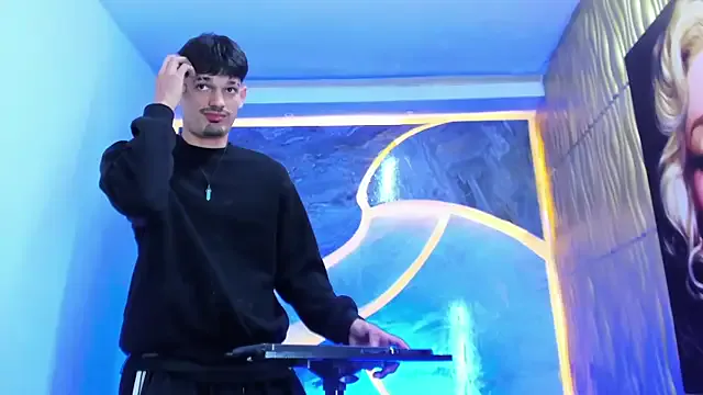 Iam_Steven on StripChat