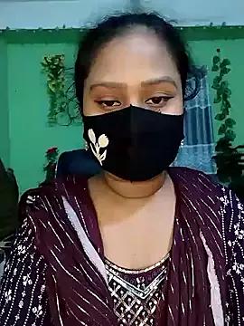 Idhika-Paul on StripChat 