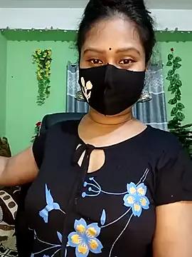 Idhika-Paul on StripChat 