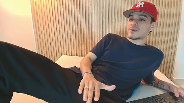 IM_BULL — ALL NAKED