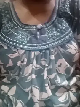IndianQueennX — Freechat on StripChat