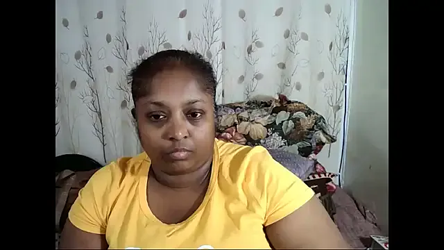 Indiantasha on StripChat