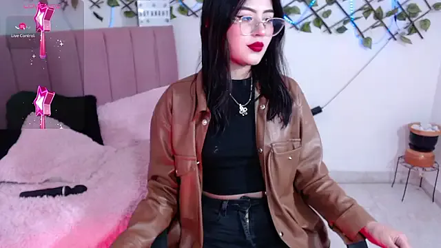 isa_bunny18 — SHOW ALL NAKED + SPANK ASS X15