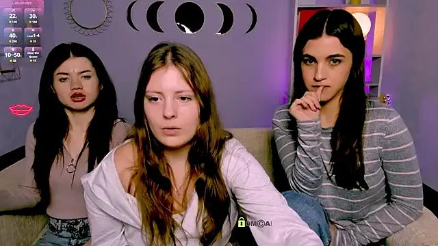 isabel_wave on StripChat