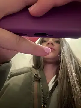 Isabella21_ — Freechat on StripChat