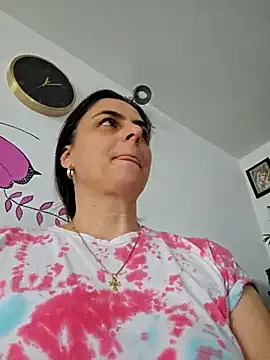 IsabelleCraft on StripChat