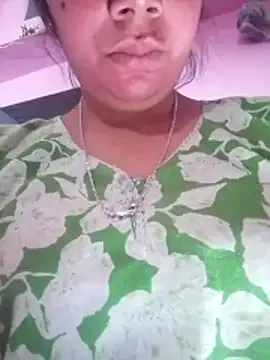 isha_sharma2002 on StripChat