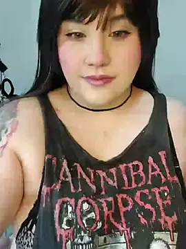 ItsNaiixa on StripChat