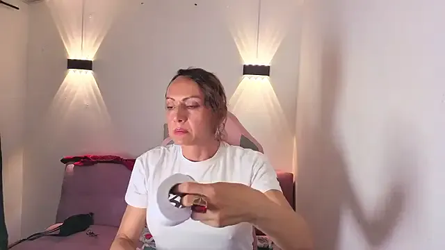 Ivonne_ferrer__ — Asshole close and put 1 finger