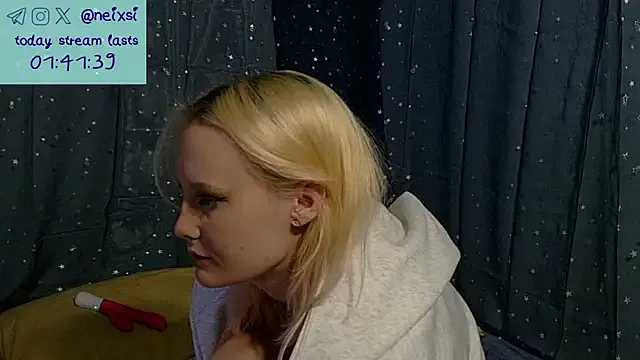 ixsi on StripChat