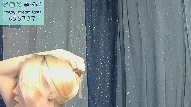 ixsi on StripChat