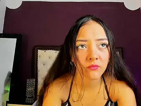 JadeRouse18 — FINGER IN MY PUSSY