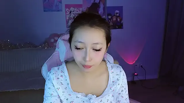 jasmilee on StripChat