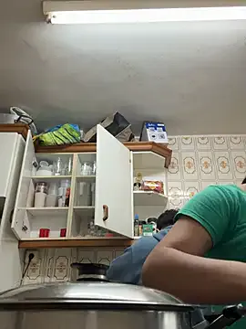 Jaykel_a — Desnudarme