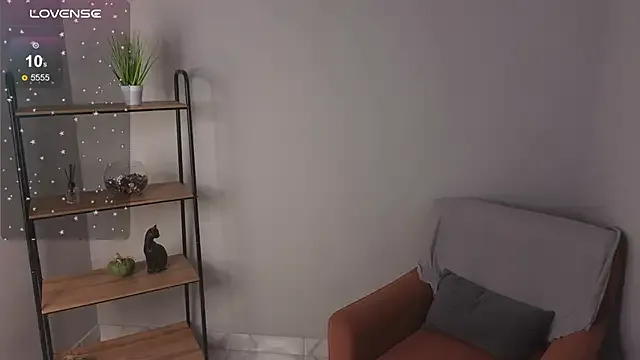 Jenifer_Stound — suck finger with eye contact