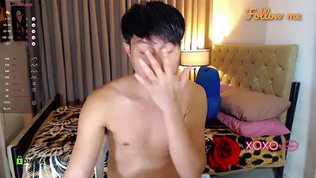 JesterFUCKGUYS — cum to my birthday