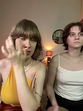 Jitoon_Exe on StripChat