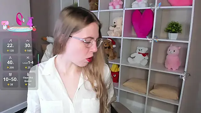 Joann_Shermann on StripChat