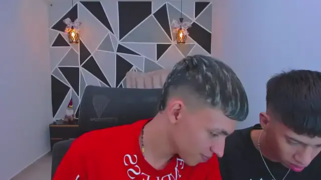 Juan_Nd_Steven on StripChat