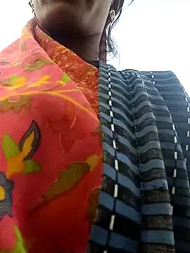 Juhi_chawla — Freechat on StripChat