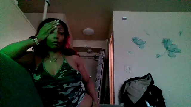 Juicyapplecandy on StripChat