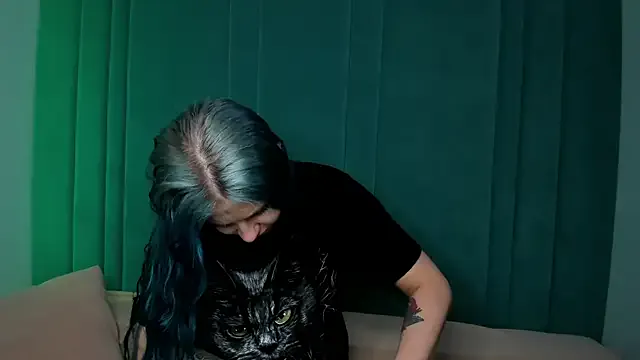 JuliaBusty on StripChat