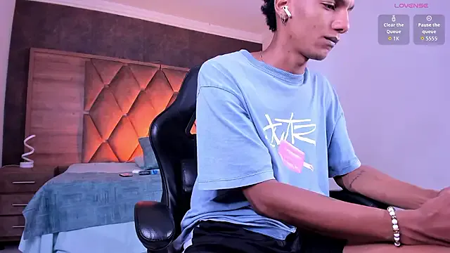 JulienSaint — Cumm