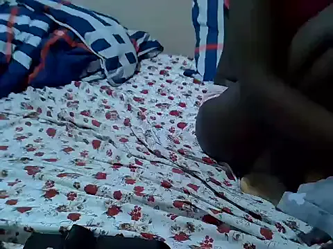 Just_Karu on StripChat