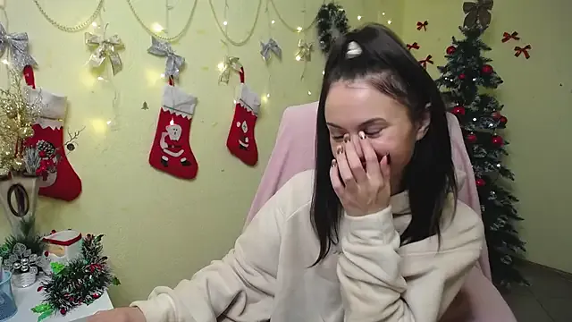 KaraCriegs on StripChat