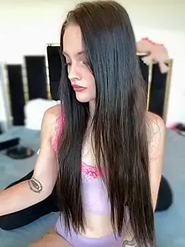 Freechat KarissaChantelle on StripChat