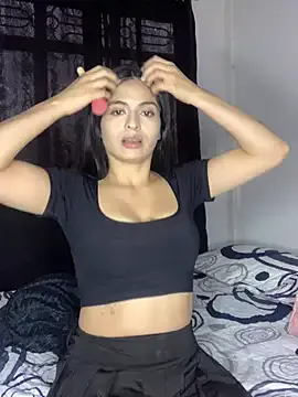 KarlyAndDavey on StripChat