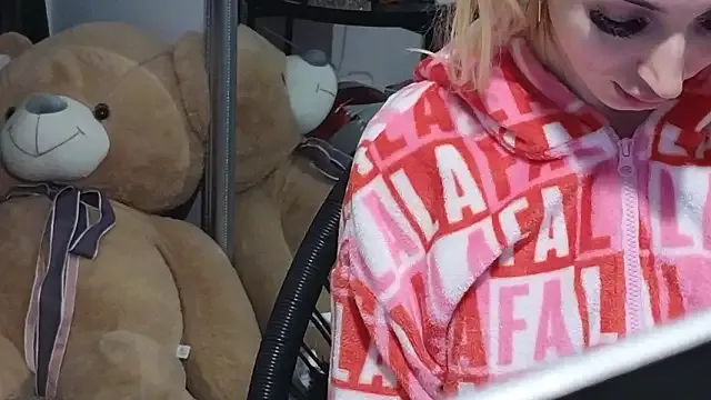 KarmaArms — Anal Dildo!!!