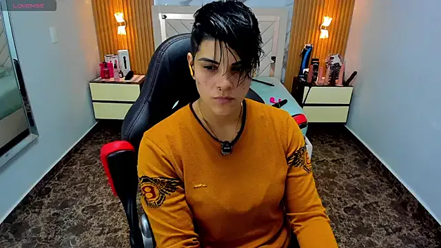 KAROLLJONES1 — control my lush and domi x 5 mt