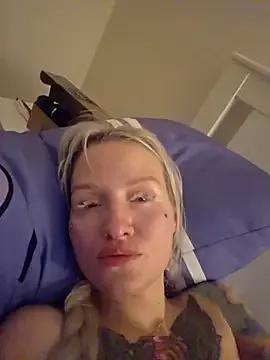 KateMonroe on StripChat