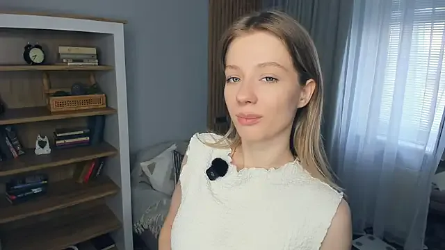 katemossse — wanna see my legs?