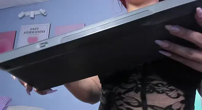 KathiaSaenz_ — Suck fingers + spit