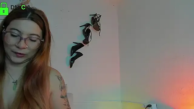 kathryn07 on StripChat