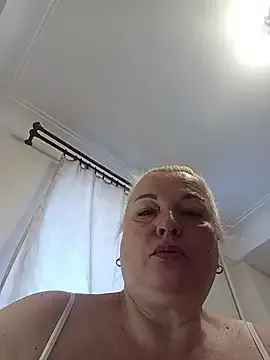 Katya_hottie on StripChat