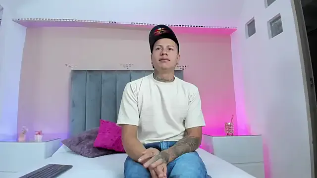 kaylaa_sex on StripChat