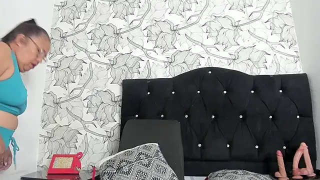 Keira_Lennox — sexy dance