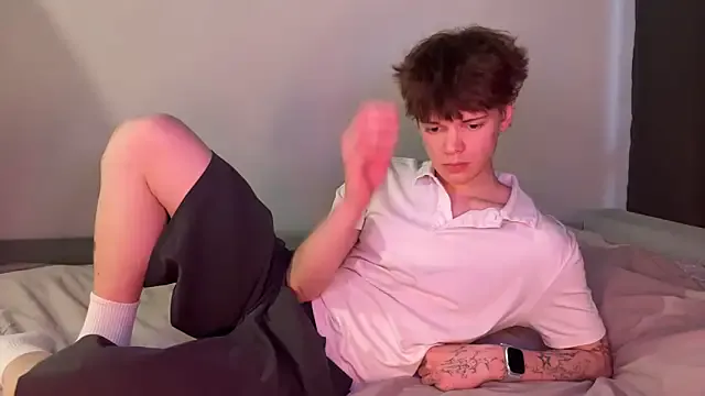 Kevin_bucks — shirt off