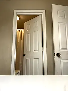 KeYBuMp323 on StripChat