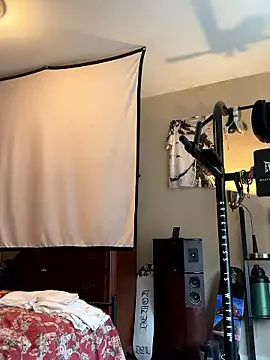 KeYBuMp323 on StripChat