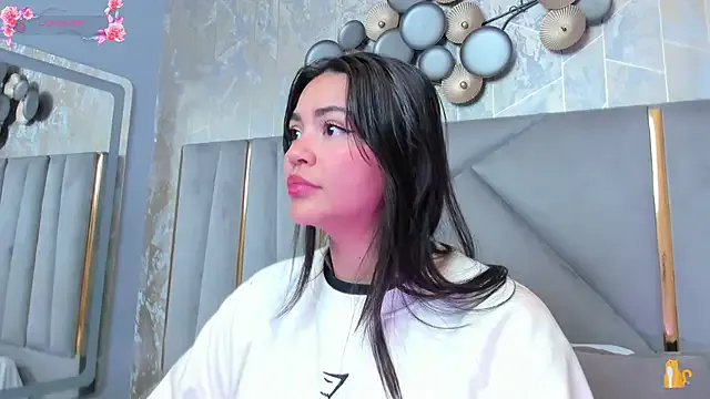 KimDevinne — I'll masturbate your cock with my tits