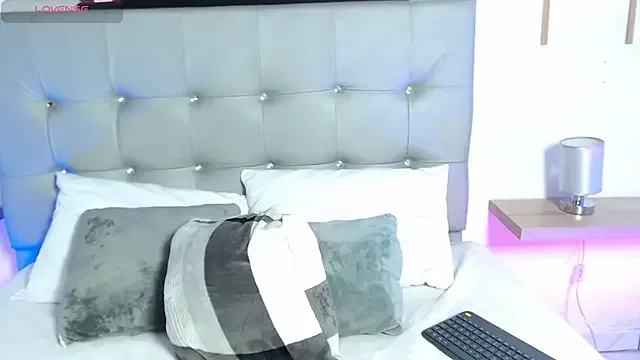 kimmygray10 on StripChat