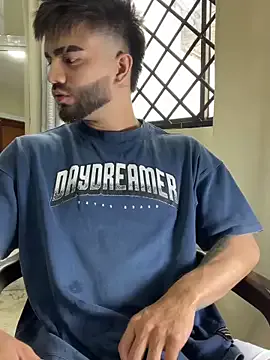 King_Draven3 — Flexing arms and show muscles oil