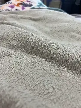 kingXqueenXX — Footjob+boobs 5min