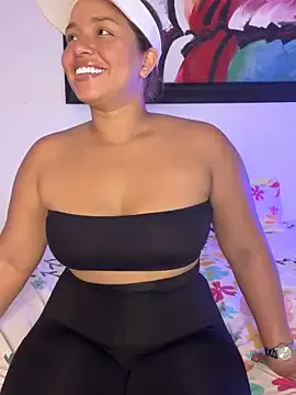 Kira_Spiicy — Dance sensual