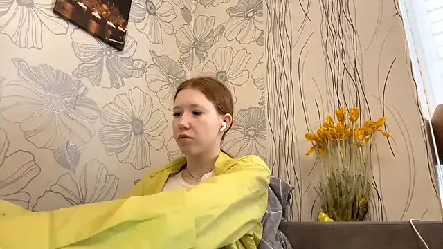 KiraNice1 — Lower my shorts --- Show a basic belly rol