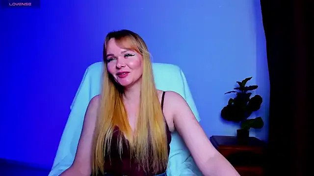 Kirasweetlove — Erotic dance